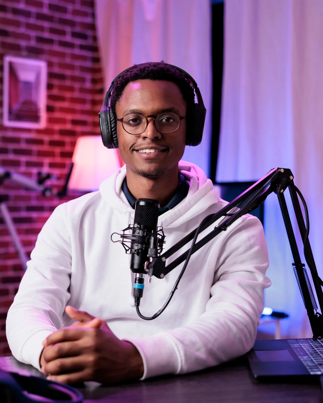 Digital entrepreneur in consultation