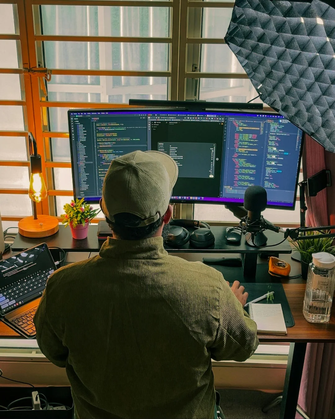 Tech & software professional in consultation